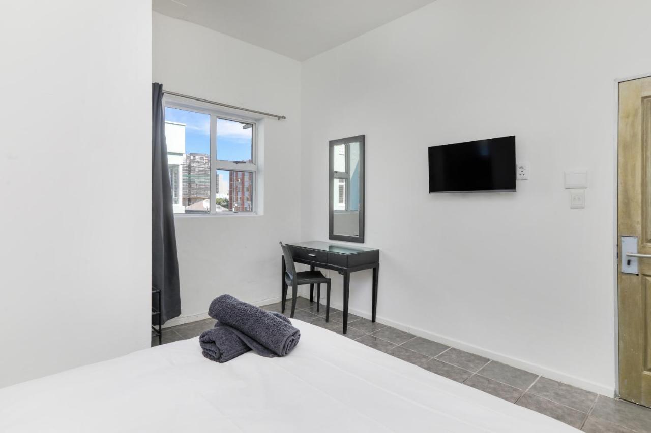Inn & Out Express Sea Point Kapsztad Zewnętrze zdjęcie