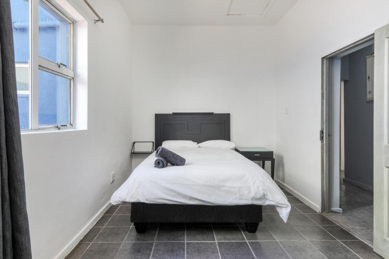 Inn & Out Express Sea Point Kapsztad Zewnętrze zdjęcie