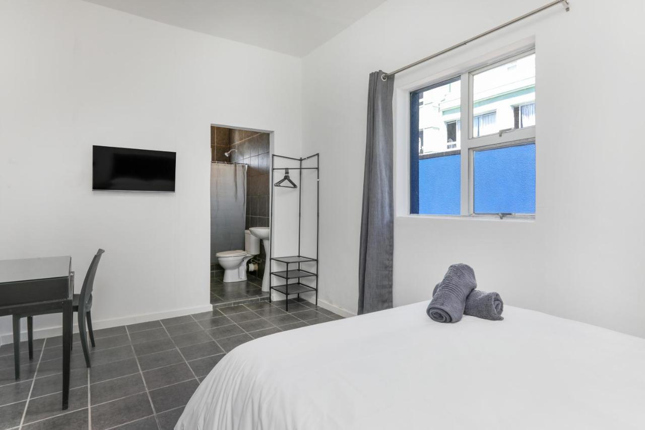 Inn & Out Express Sea Point Kapsztad Zewnętrze zdjęcie