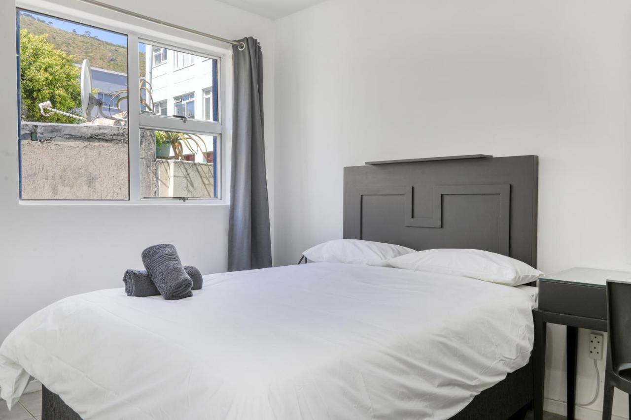Inn & Out Express Sea Point Kapsztad Zewnętrze zdjęcie