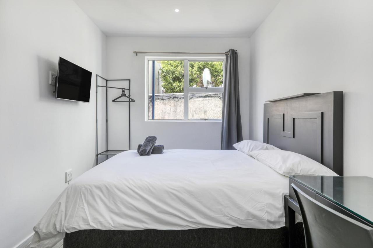 Inn & Out Express Sea Point Kapsztad Zewnętrze zdjęcie